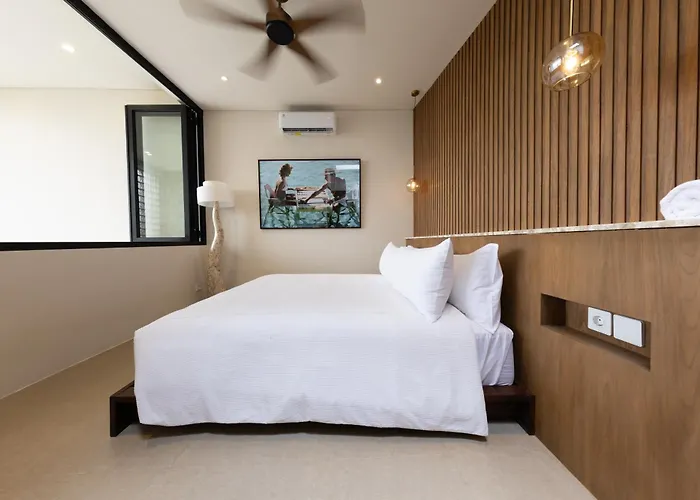 Slim Summer House - Bingin, Villa *