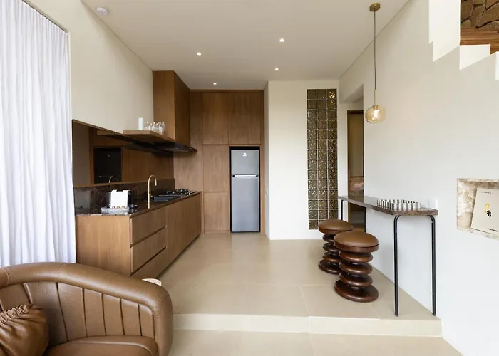 Slim Summer House - Bingin, Villa *
