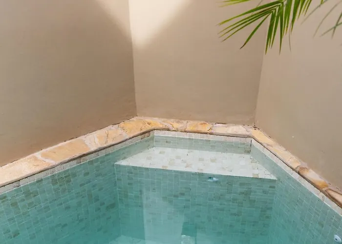 Slim Summer House - Bingin, Villa